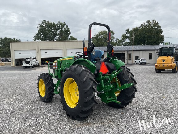 Photo of 2024 John Deere 5067E