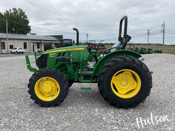 Photo of 2024 John Deere 5067E