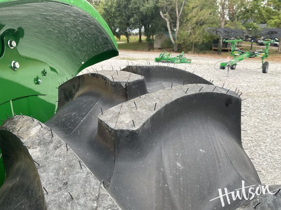 Photo of 2024 John Deere 5067E