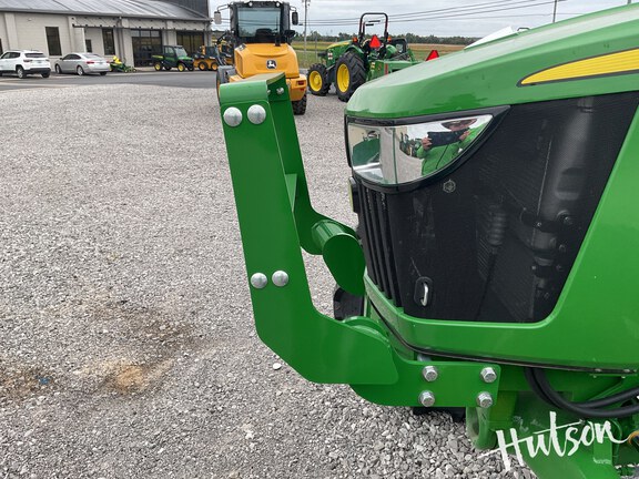Photo of 2024 John Deere 5067E