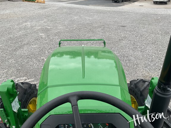 Photo of 2024 John Deere 5067E