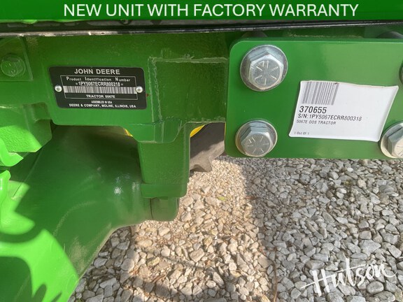 Photo of 2024 John Deere 5067E