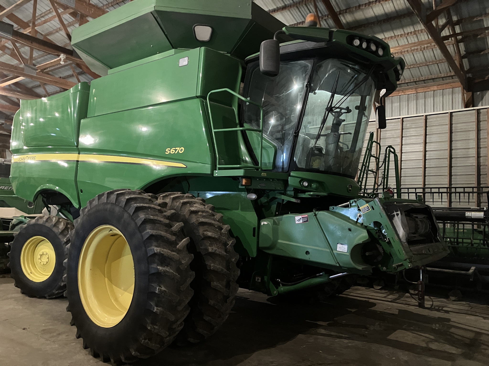 2012 John Deere S670 Image 1