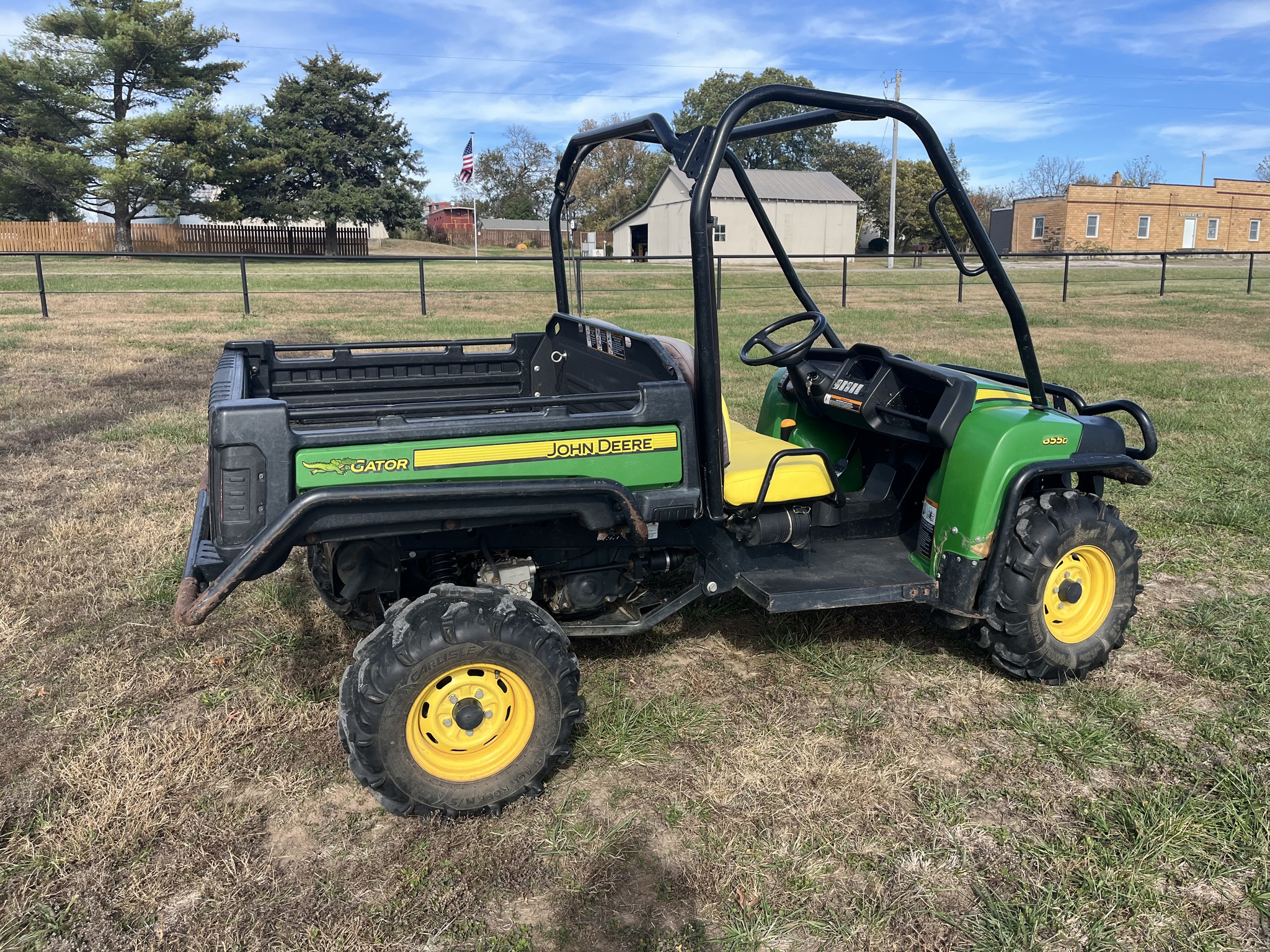  2011 John Deere XUV 855D GREEN at Heritage Tractor in Lockwood, MO