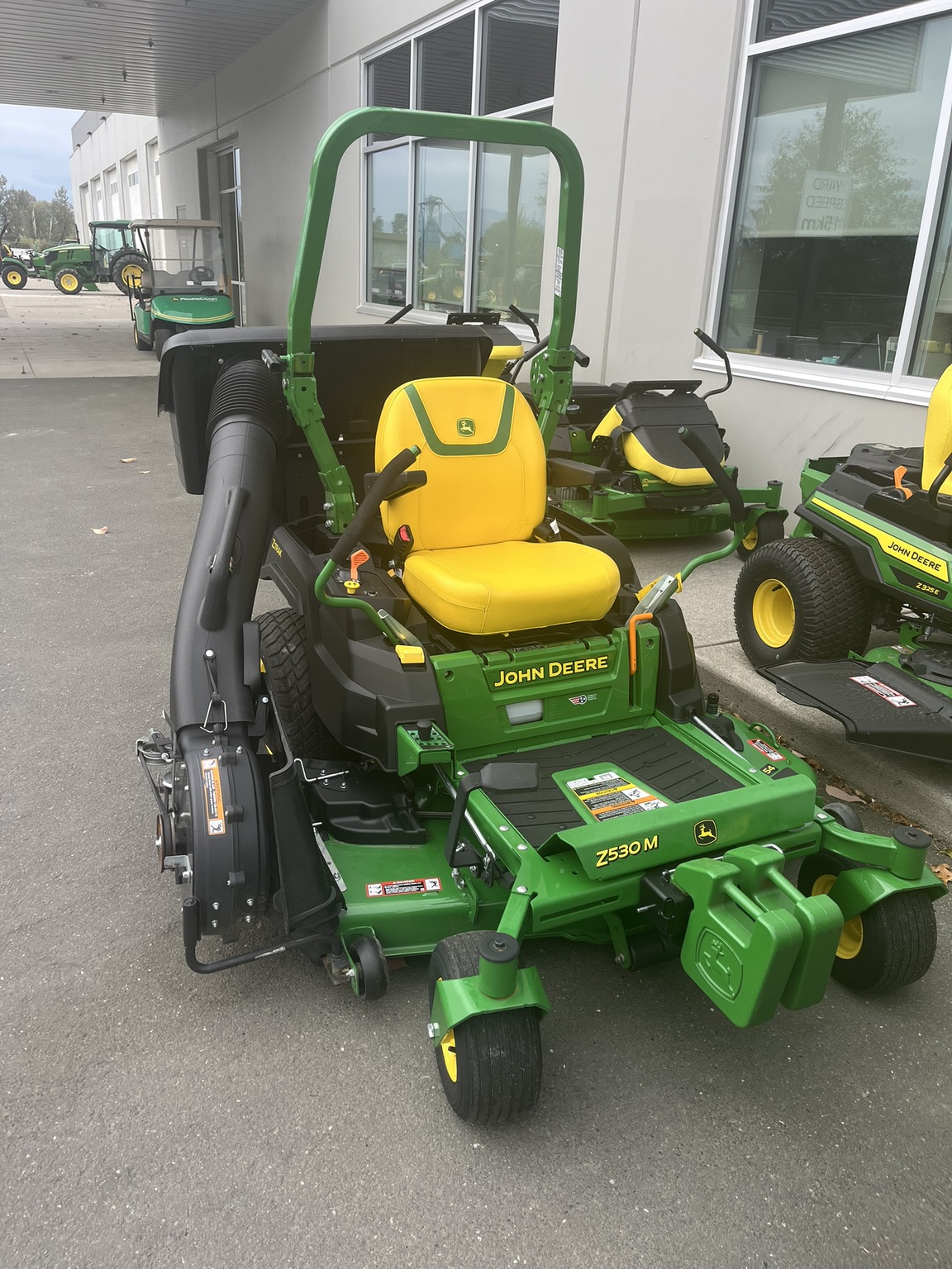 2023 John Deere Z530M Image 1