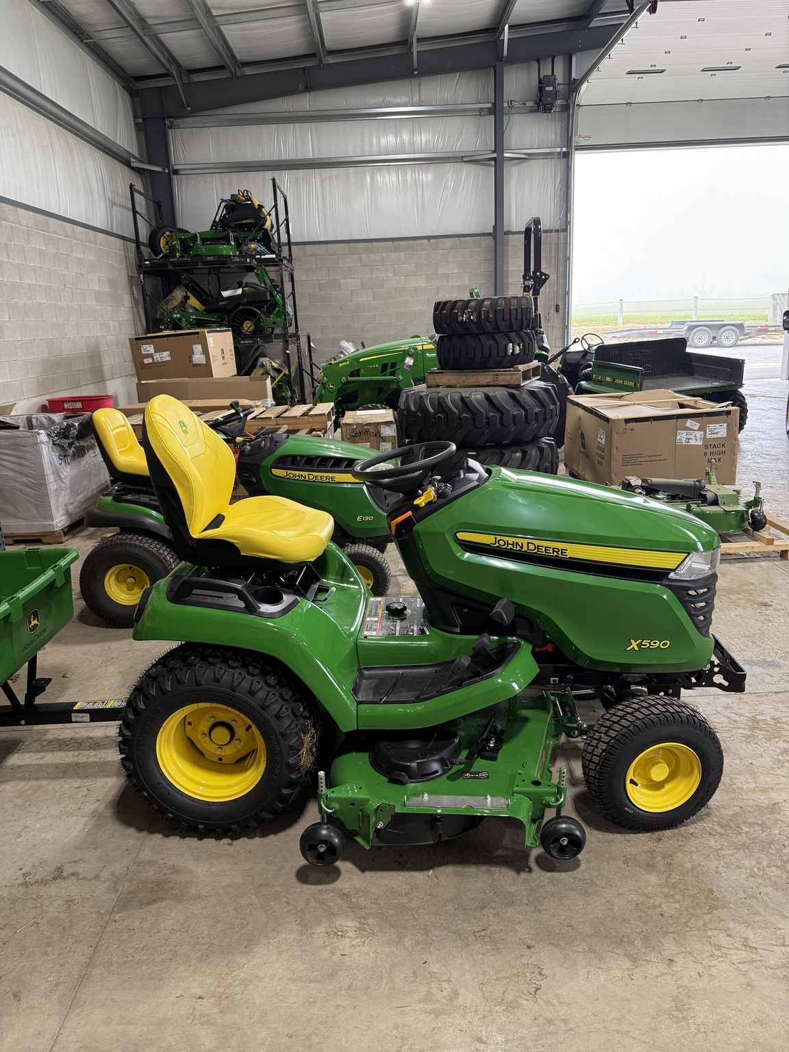2025 John Deere X590 Image 2