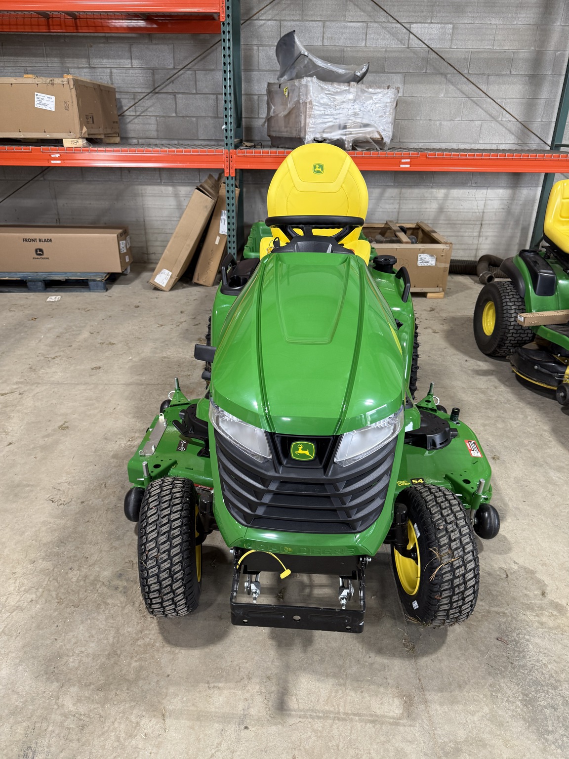 2025 John Deere X590 Image 8
