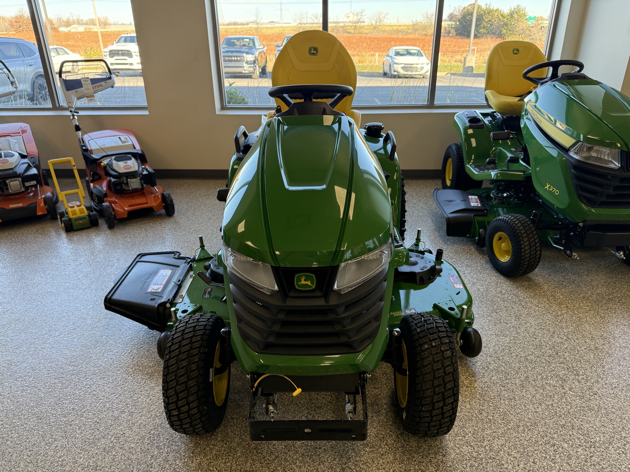 2025 John Deere X590 Image 8