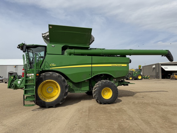 2024 John Deere S790 - Photo6