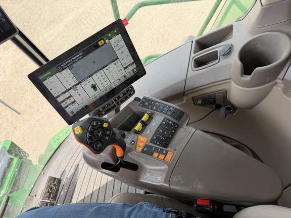2024 John Deere S790 - Photo41