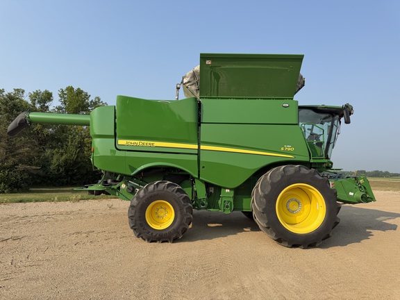 2024 John Deere S790 - Photo2