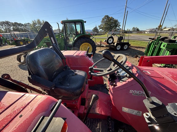 2012 Mahindra 6530 2WD Shuttle