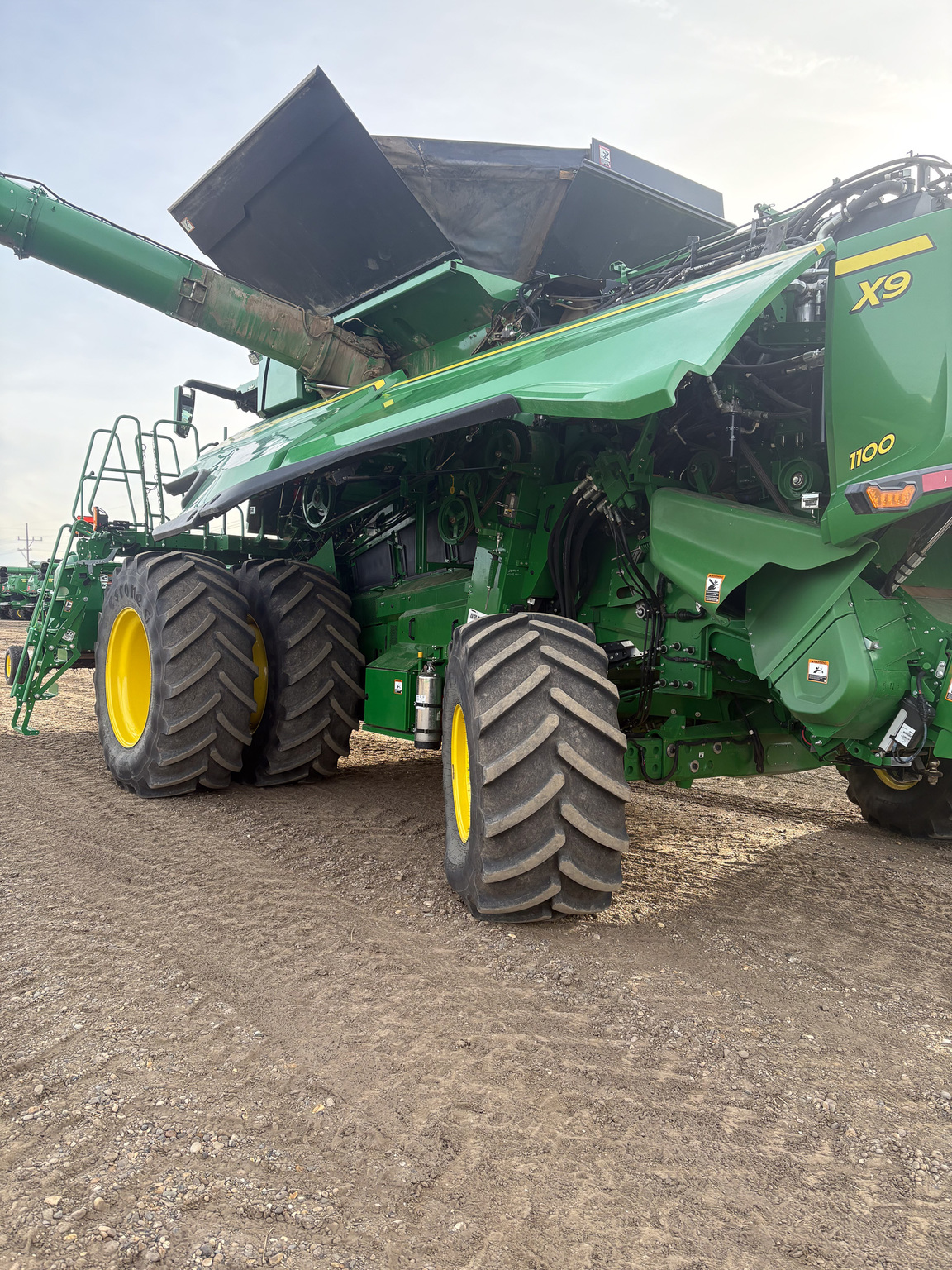 2023 John Deere X9 1100 Image 5