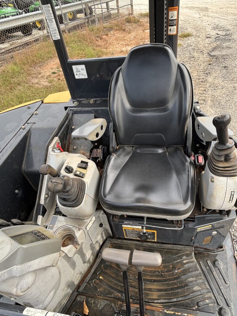 2019 John Deere 50G Image 5
