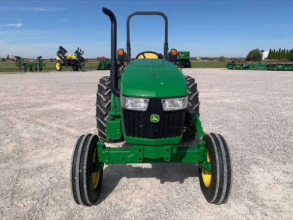 Photo of 2022 John Deere 5045E