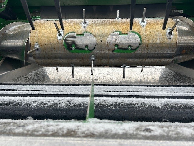 2025 John Deere HDR 40 Image 3