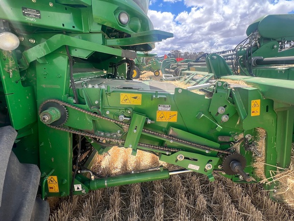 John Deere S760 image 21