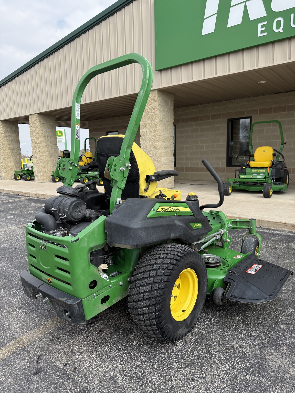 2022 John Deere Z930M Image 3
