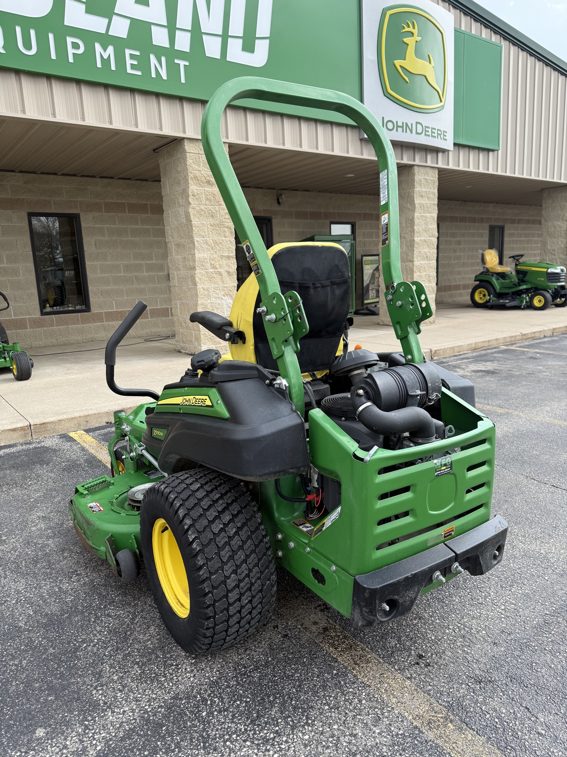 2022 John Deere Z930M Image 4