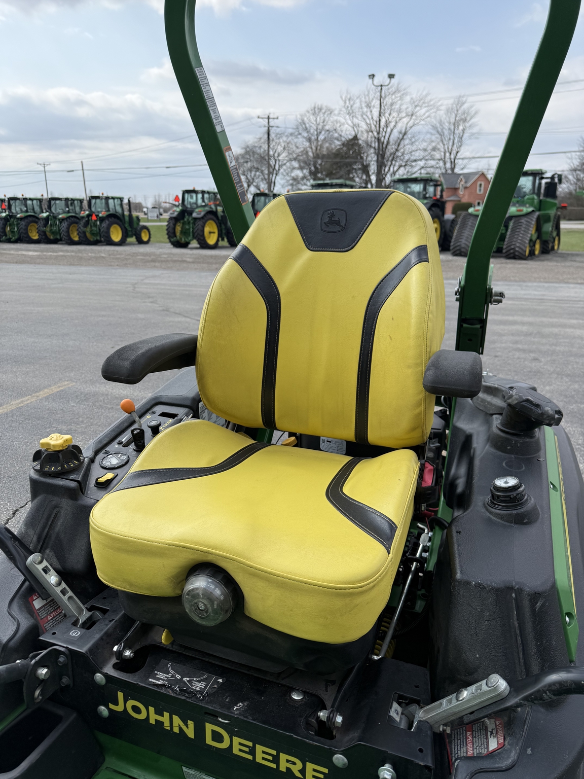 2022 John Deere Z930M Image 7