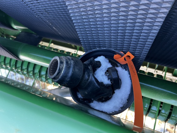 2025 John Deere 561M - Photo17