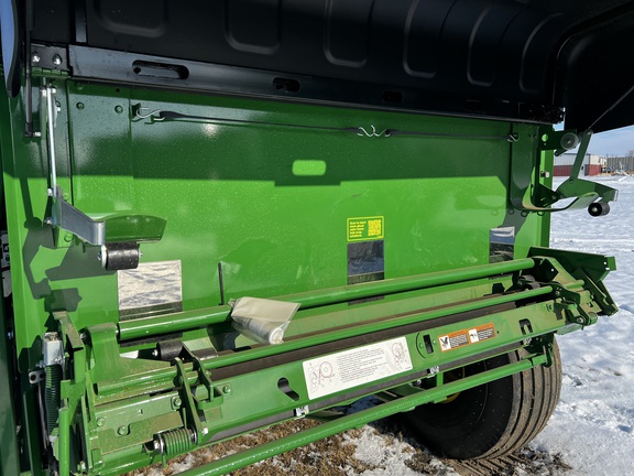 2025 John Deere 561M - Photo30