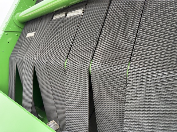 2025 John Deere 561M - Photo15