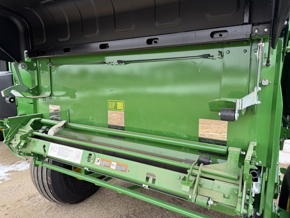 2025 John Deere 561M - Photo28