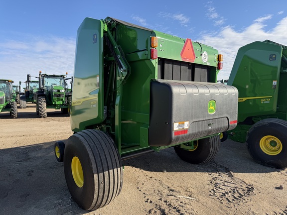 2025 John Deere 561M - Photo5
