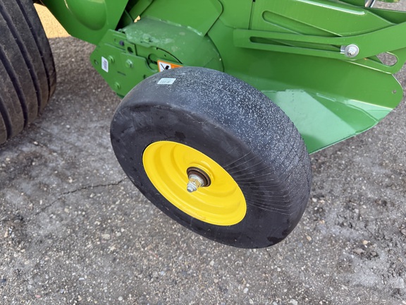 2025 John Deere 561M - Photo11