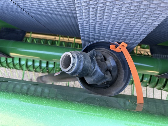 2025 John Deere 561M - Photo17