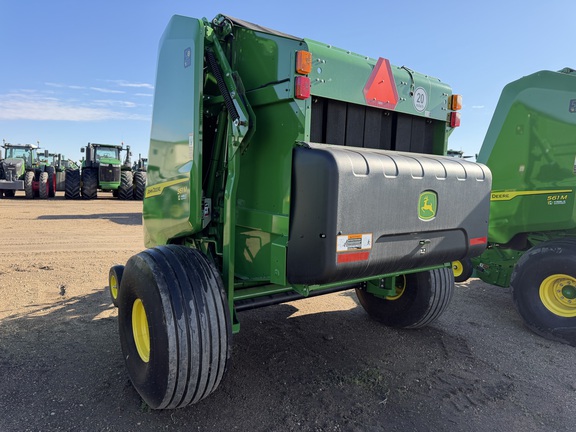 2025 John Deere 561M - Photo5