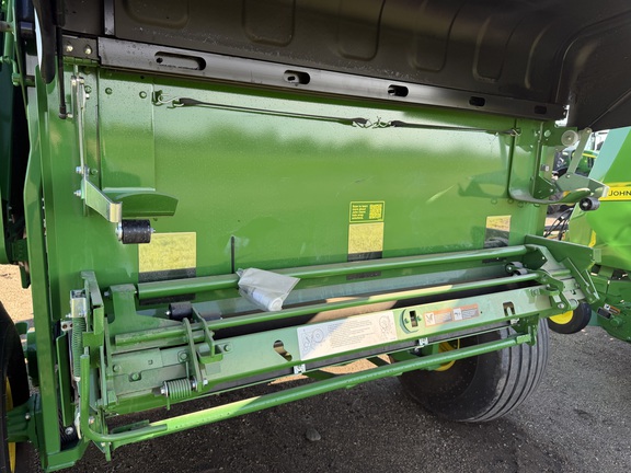 2025 John Deere 561M - Photo31