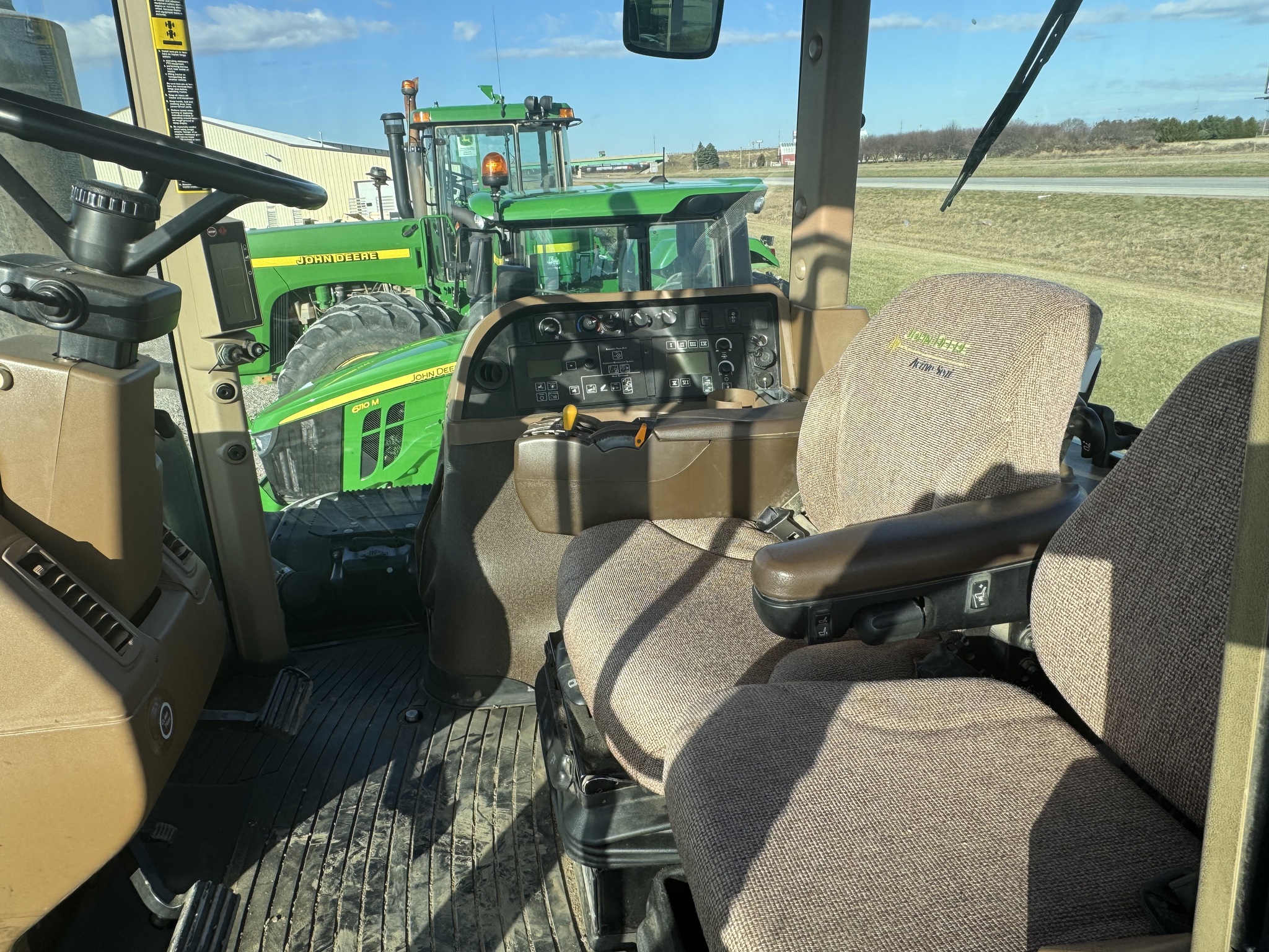 2010 John Deere 9230 Image 6