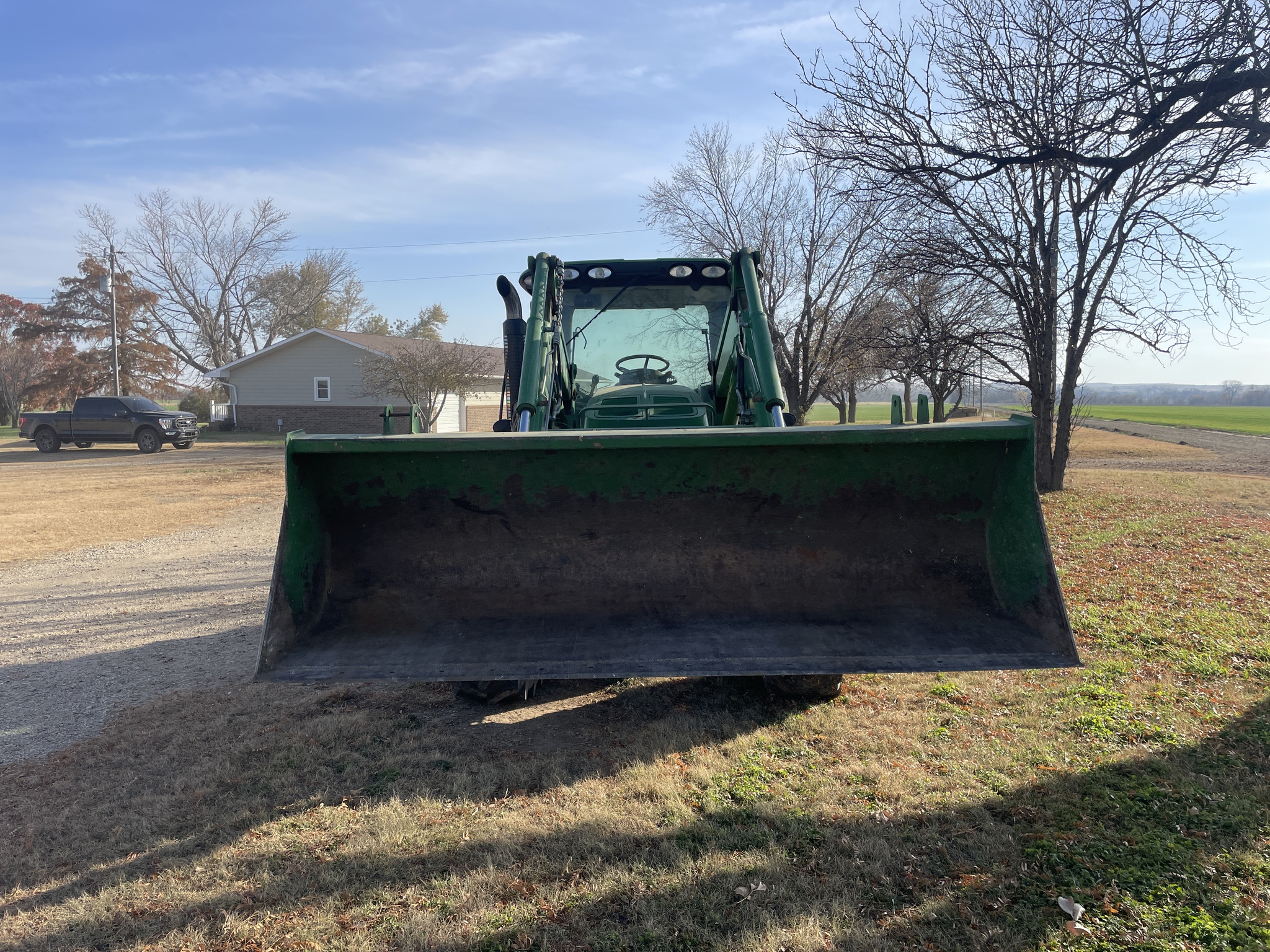 2014 John Deere 6115R Image 20