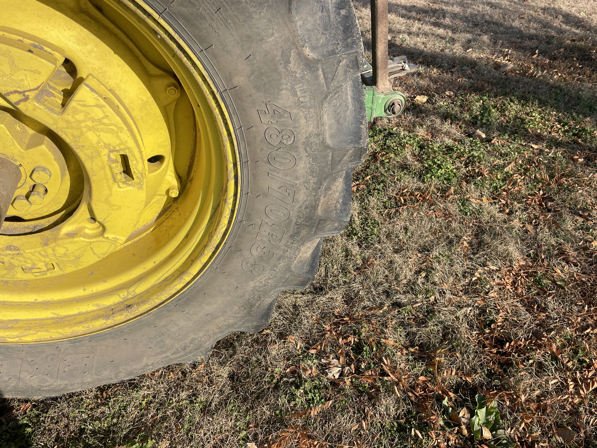 2014 John Deere 6115R Image 11