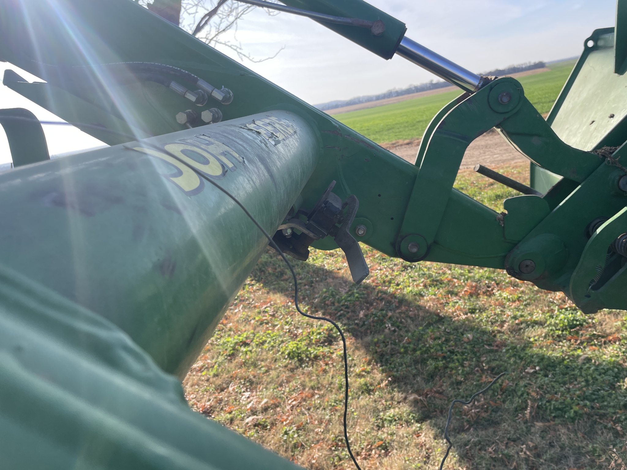 2014 John Deere 6115R Image 21