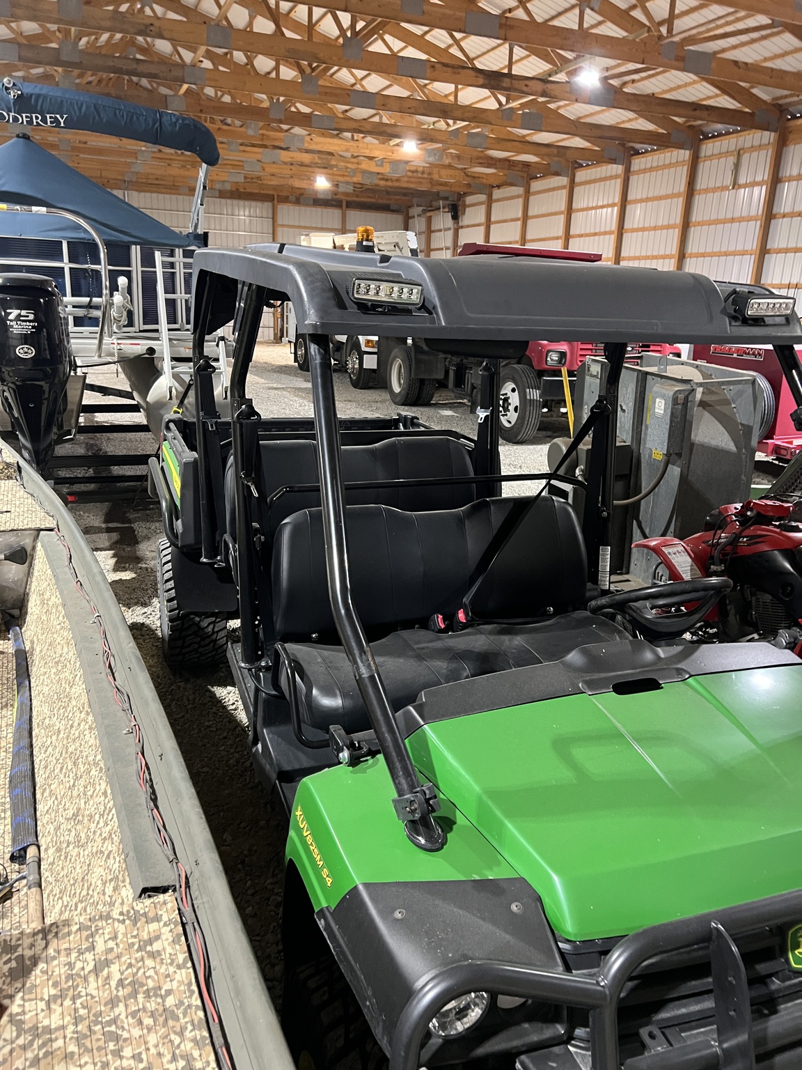 2023 John Deere XUV 825M S4 Image 8