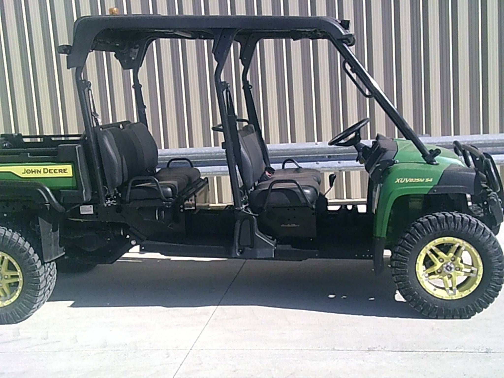 2023 John Deere XUV 825M S4 Image 2