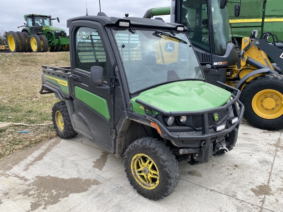 2025 John Deere XUV 845M - Photo10