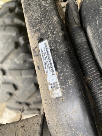 2025 John Deere XUV 845M - Photo4