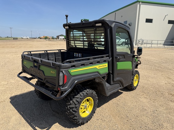 2025 John Deere XUV 845M - Photo3