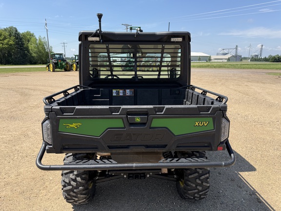 2025 John Deere XUV 845M - Photo4