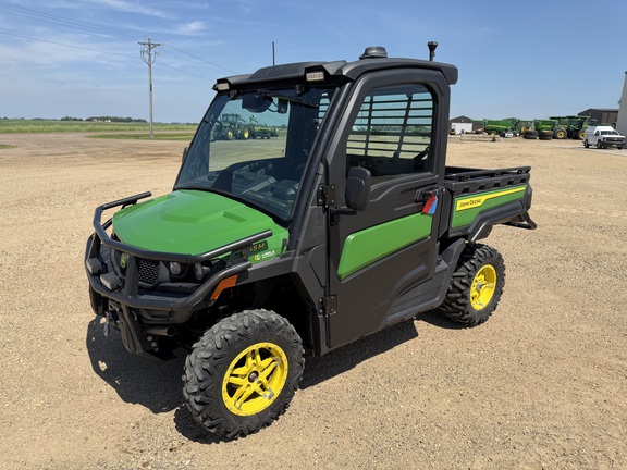2025 John Deere XUV 845M - Photo7