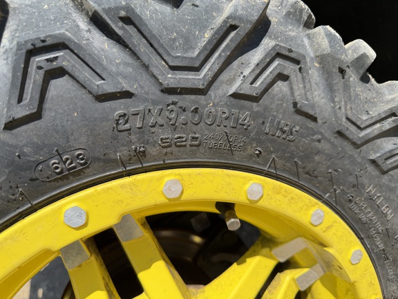 2025 John Deere XUV 845M - Photo9