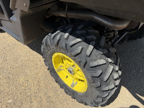 2025 John Deere XUV 845M - Photo14