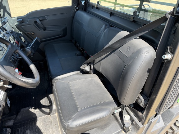 2025 John Deere XUV 845M - Photo19