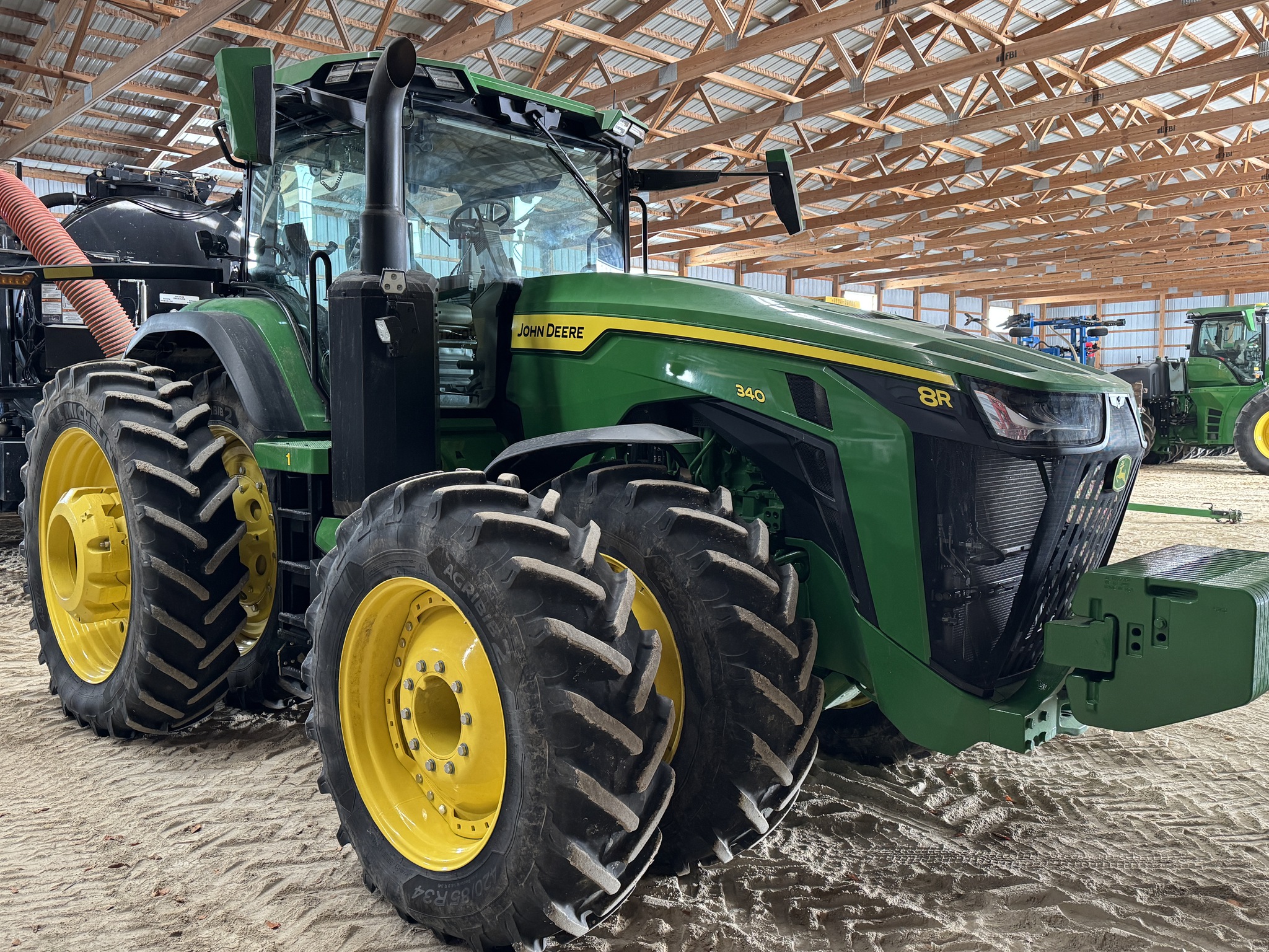 2024 John Deere 8R 340 Image 1