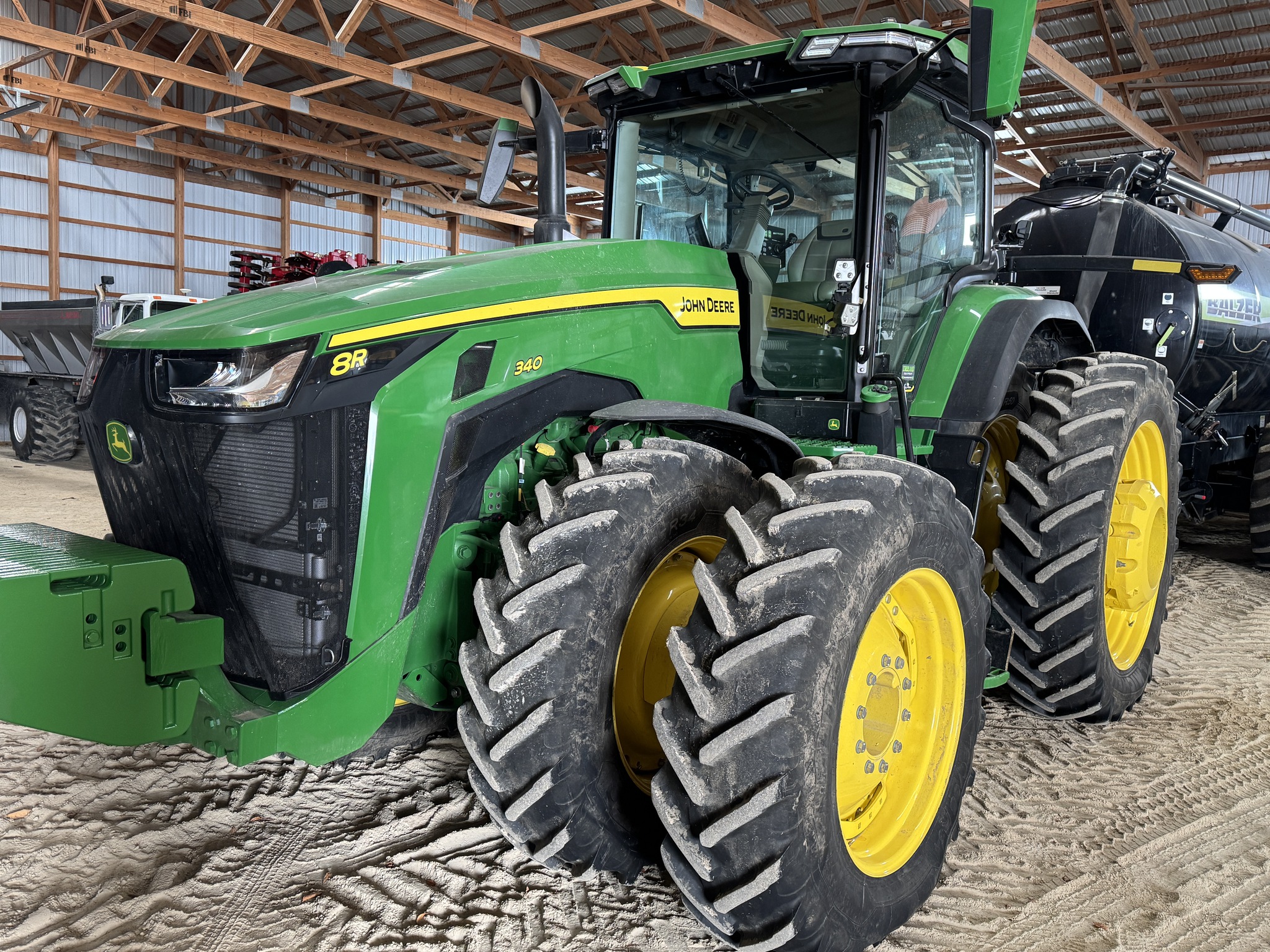 2024 John Deere 8R 340 Image 8