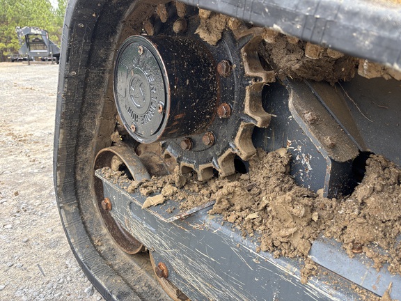 2023 John Deere 333G